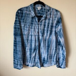 Splendid Long Sleeve Button Top
Blue White Tie-Dye Treatment M